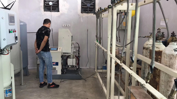 trang web của kh&aacute;ch h&agrave;ng l&agrave;m dịch vụ v&agrave; traiing (3)