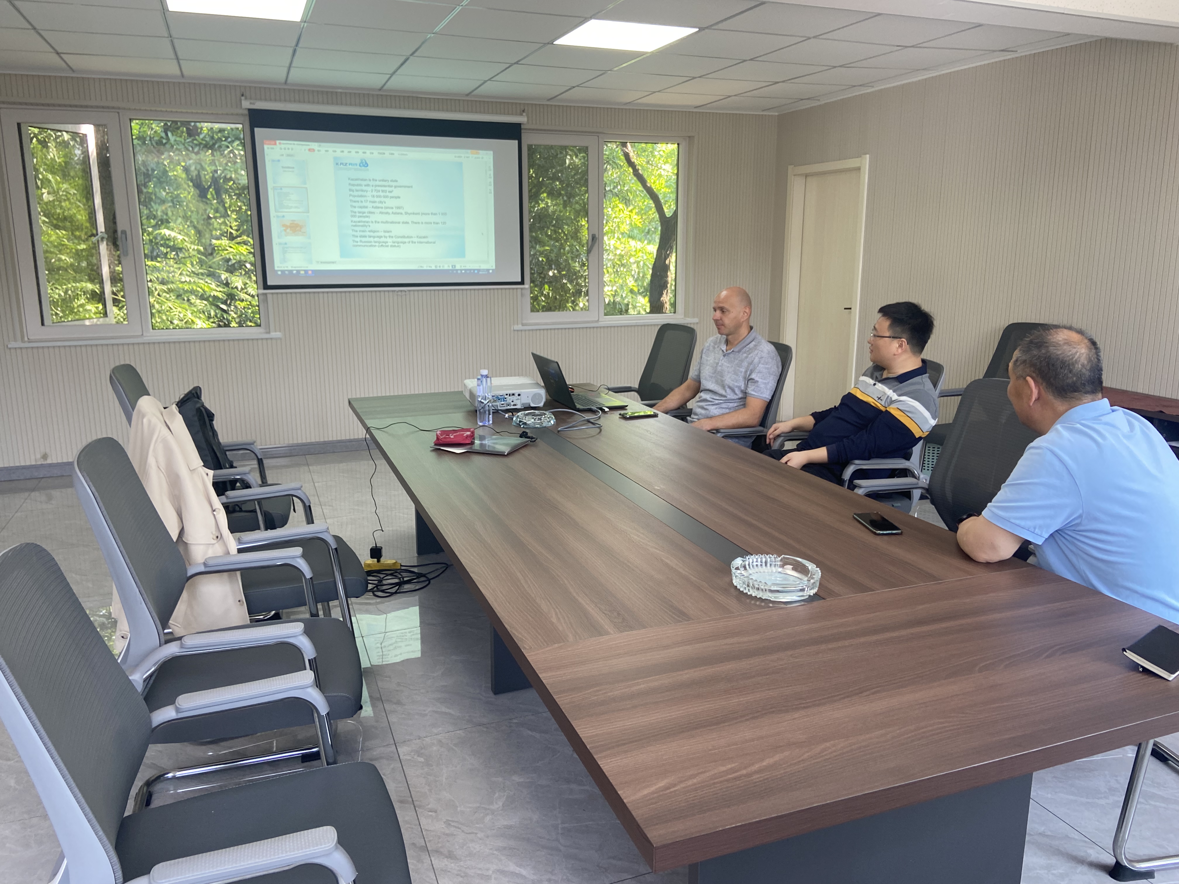 1FAF4CA60F3BC591BBCC476D7517D6