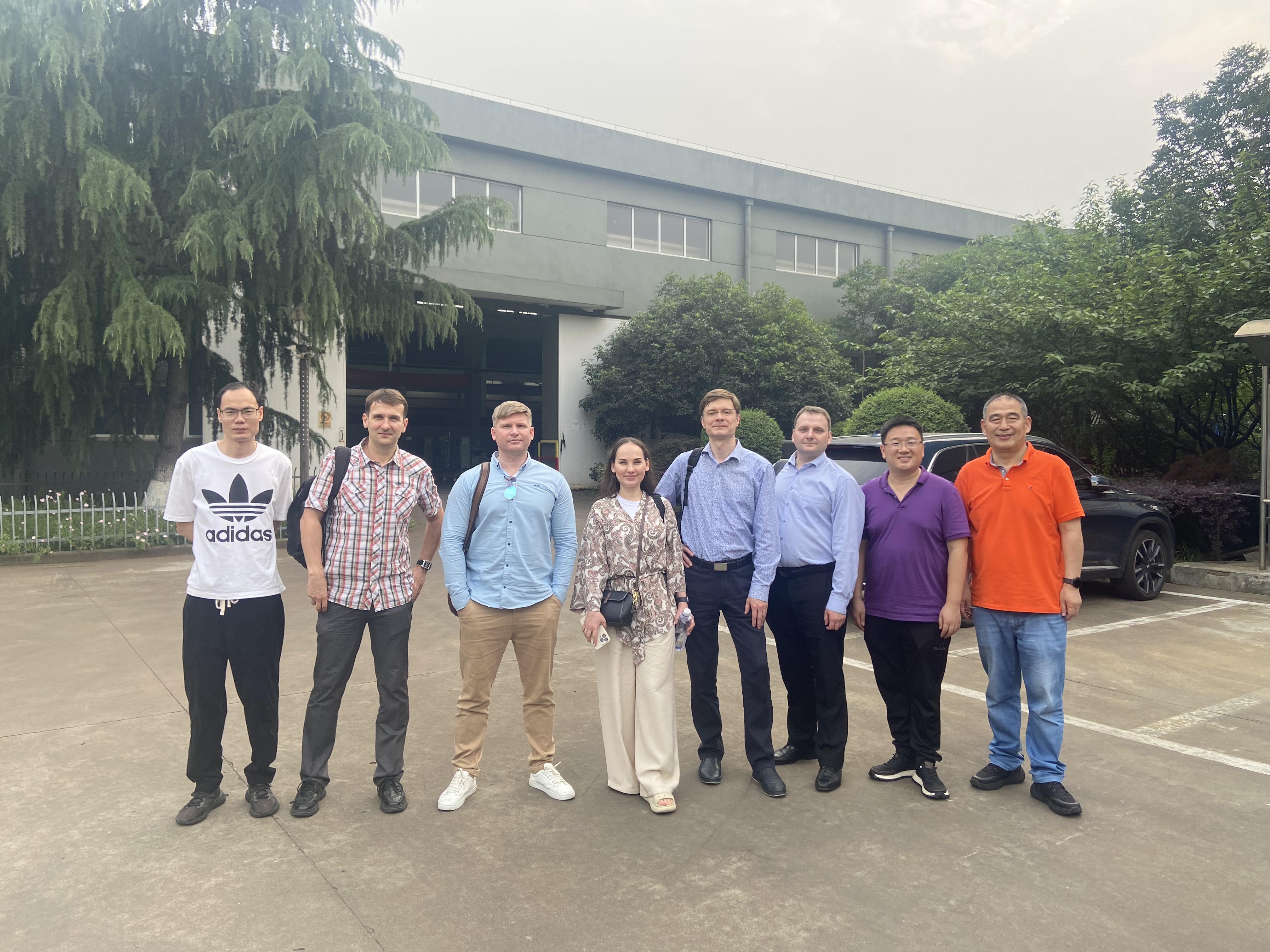 5060FF48F57ADF6A06F117D87797324