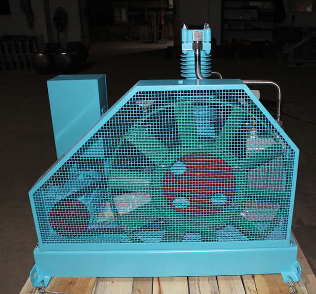 M&aacute;y n&eacute;n oxy &aacute;p suất thấp tăng &aacute;p (3)