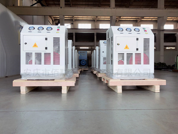 Tất cả m&aacute;y n&eacute;n oxy cao &aacute;p kh&ocirc;ng dầu