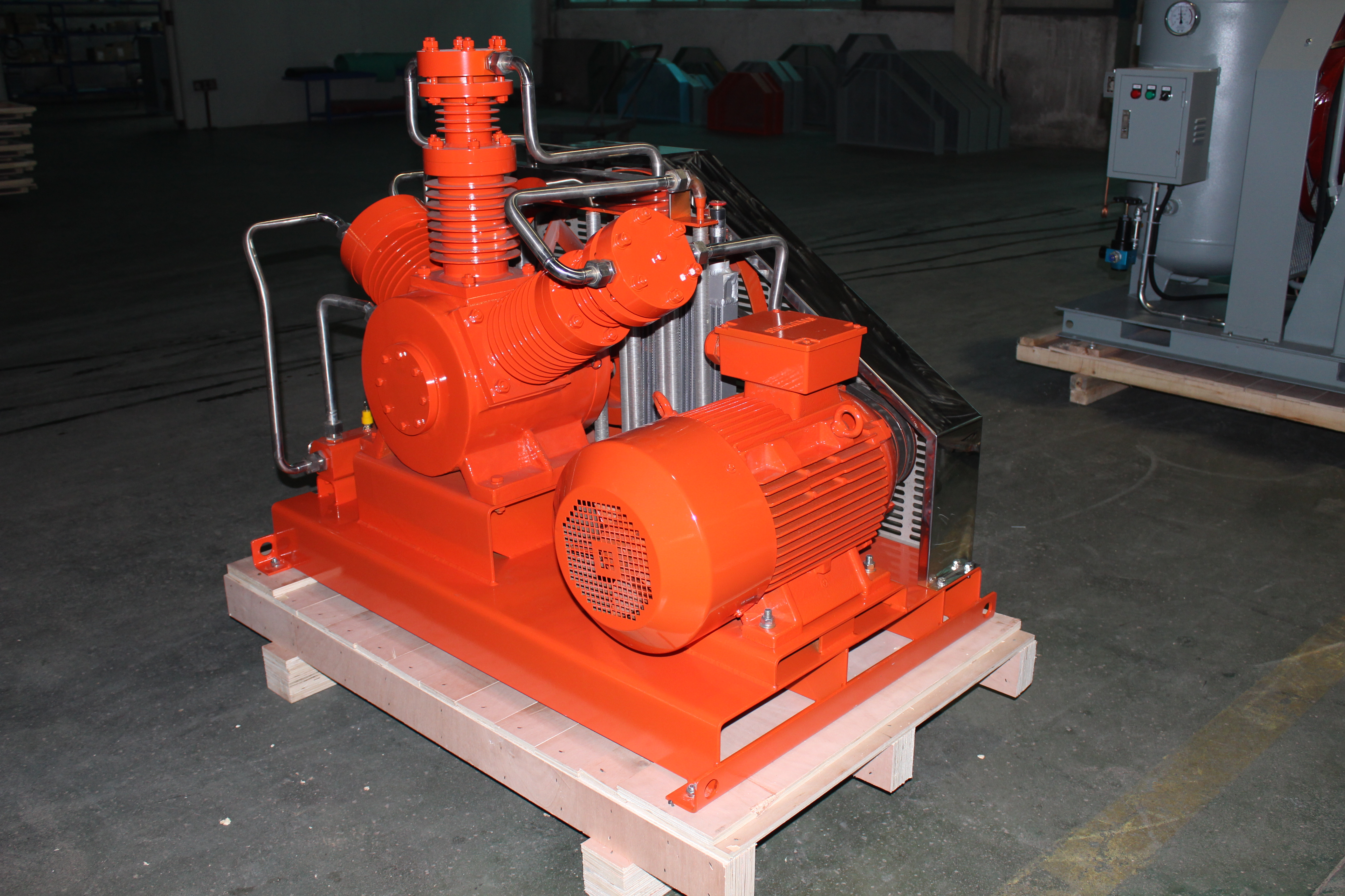 85FCDF8832B9939E1DDDAAB806357C92